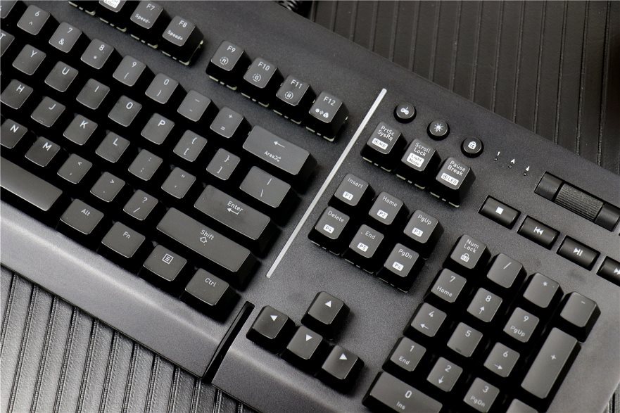 便宜的机械键盘20元 t015dfe8898822ba80d.jpg?size=881x587+width=881+height=588