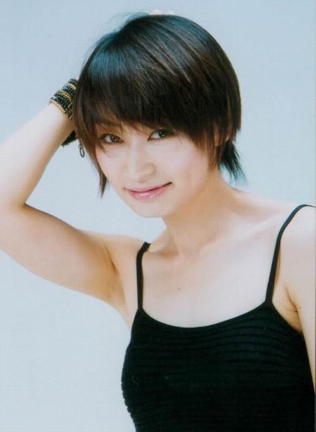 相信看过关于那英,李静的综艺节目的朋友们,会发现有一期节目是邀请到