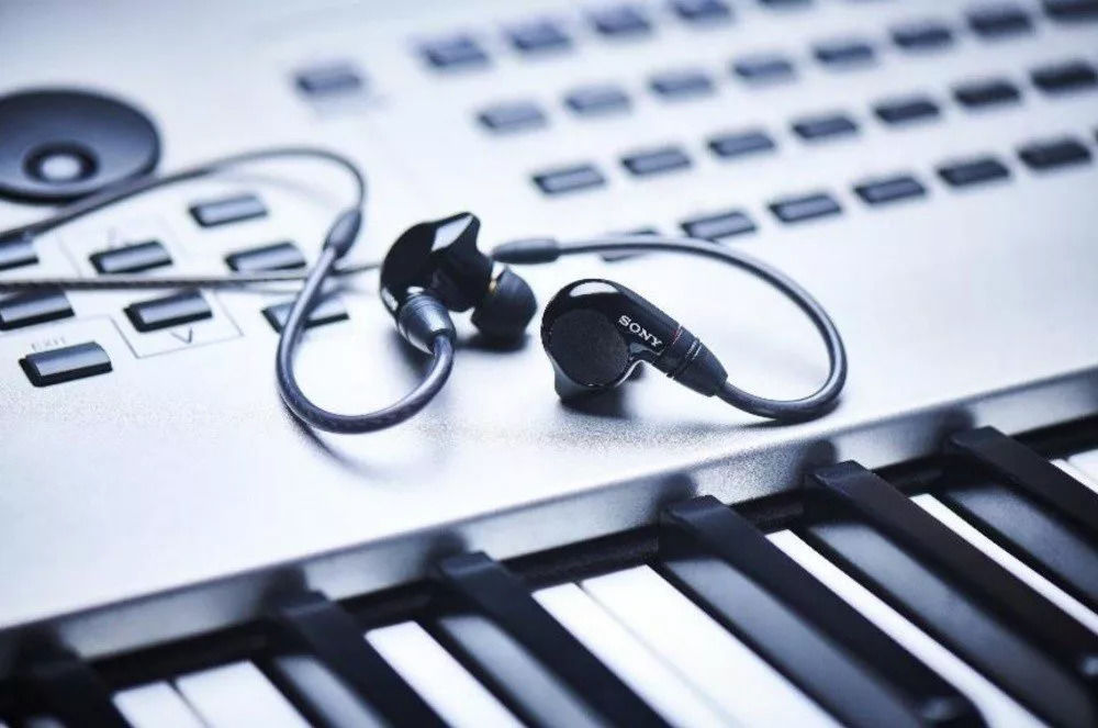 IFA 2018 | 索尼新手机、新耳机都来了,但我并没