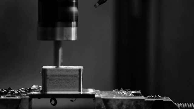 在受伤中洗礼 打开新世界的大门! 在受伤中洗礼 打开新世界的大门!