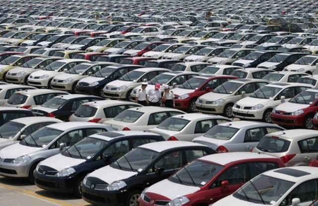 甩卖奔驰门店、董事长减持1.62亿股票,全球市