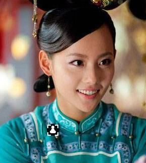 张嘉倪和刘诗诗长得好像对比图,张嘉倪老公是