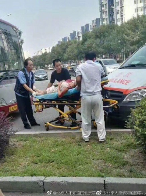 猥亵不成恼羞成怒 公交色狼连捅女子5刀