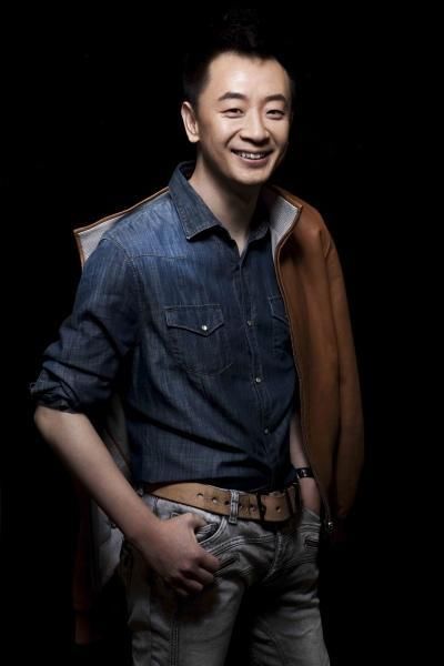 42岁黄海波现状,出狱8月喜得贵子,虽家庭幸福