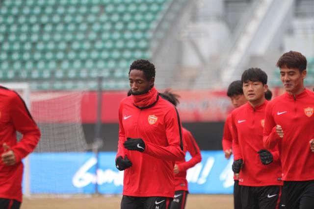 中甲魔鬼赛程,七天内要进行三场比赛,延边富德