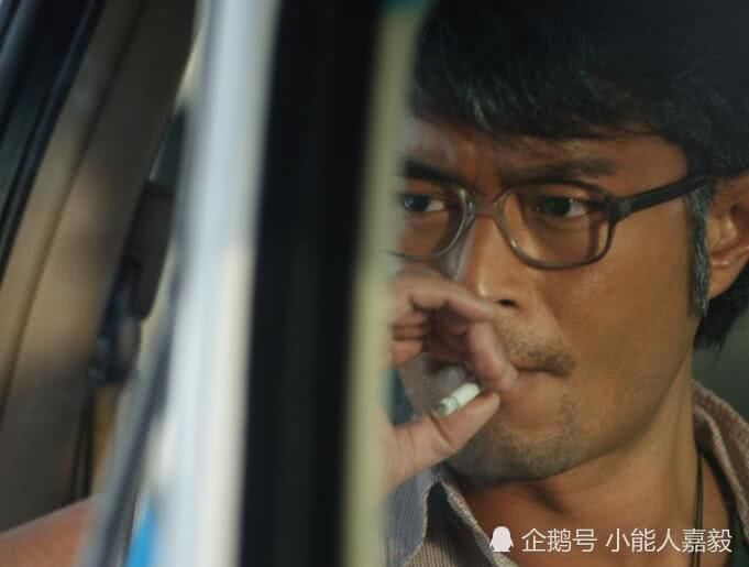 兰花指抽烟什么样?古天乐伤感,王宝强潇洒,最