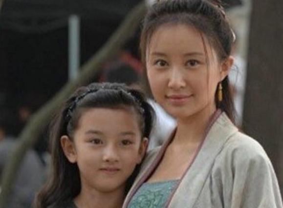 舒畅近期的综艺节目 t0161e66dbc39875956.jpg?size=579x426