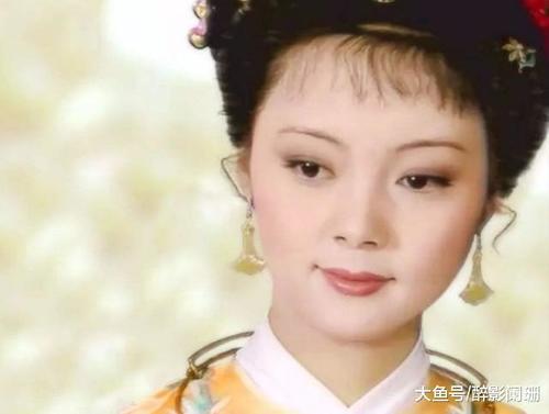 《红楼梦》: 林黛玉、薛宝钗谁更美? 贾宝玉跟