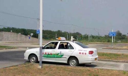 还未考驾照的又要崩溃了,自七月起,已考不起驾