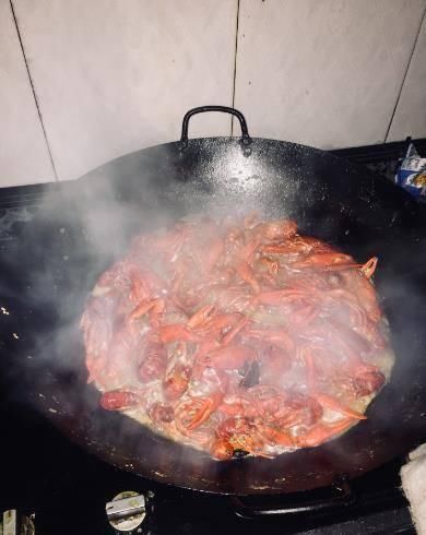 好吃美味的蒜香小龙虾的做法