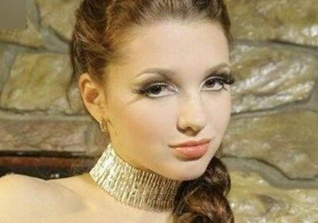 白俄罗斯位于欧洲中心，是一个内陆国家，与其接壤的国家有俄罗斯、拉脱维亚、波兰、立陶宛以及乌克兰。然而，这个人口只有一千万、自然资源相对贫乏的国家，却拥有着另一种羡煞旁人的资源——美女。