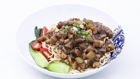 北京人夏天爱吃的茄丁面,一顿吃两碗都不够 北京人夏天爱吃的茄丁面,一顿吃两碗都不够