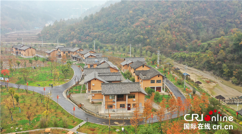 山高挡不住酒香 看十堰房县"一壶酒"酿成的小康