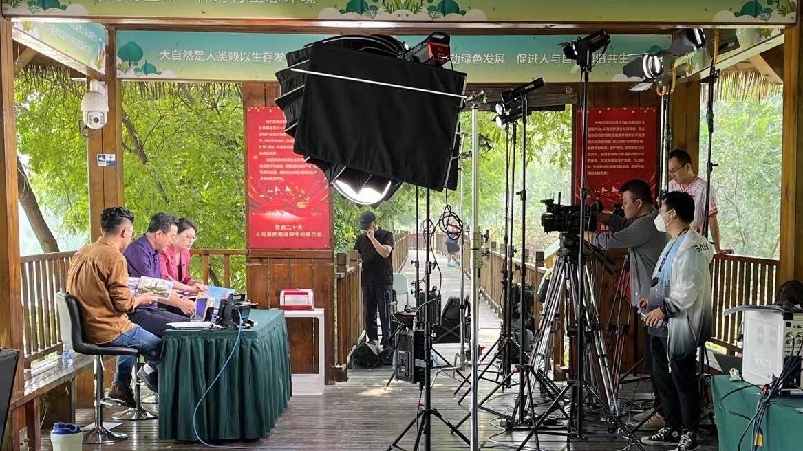 科普日北科院专场掀起科学热潮 《科学第一现场》直播发现有趣世界 科普日北科院专场掀起科学热潮 《科学第一现场》直播发现有趣世界