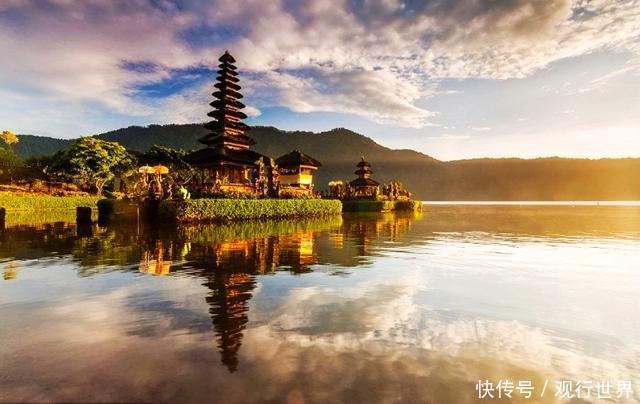 这个国家生活着1000多万华人,汉语是当地第二