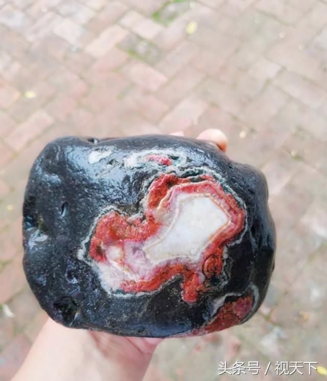 捡到奇石不要再打磨了，原汁原味才是石之美