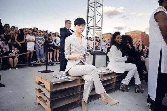 纪梵希的中国情缘:唇膏1小时卖5000支,李宇春