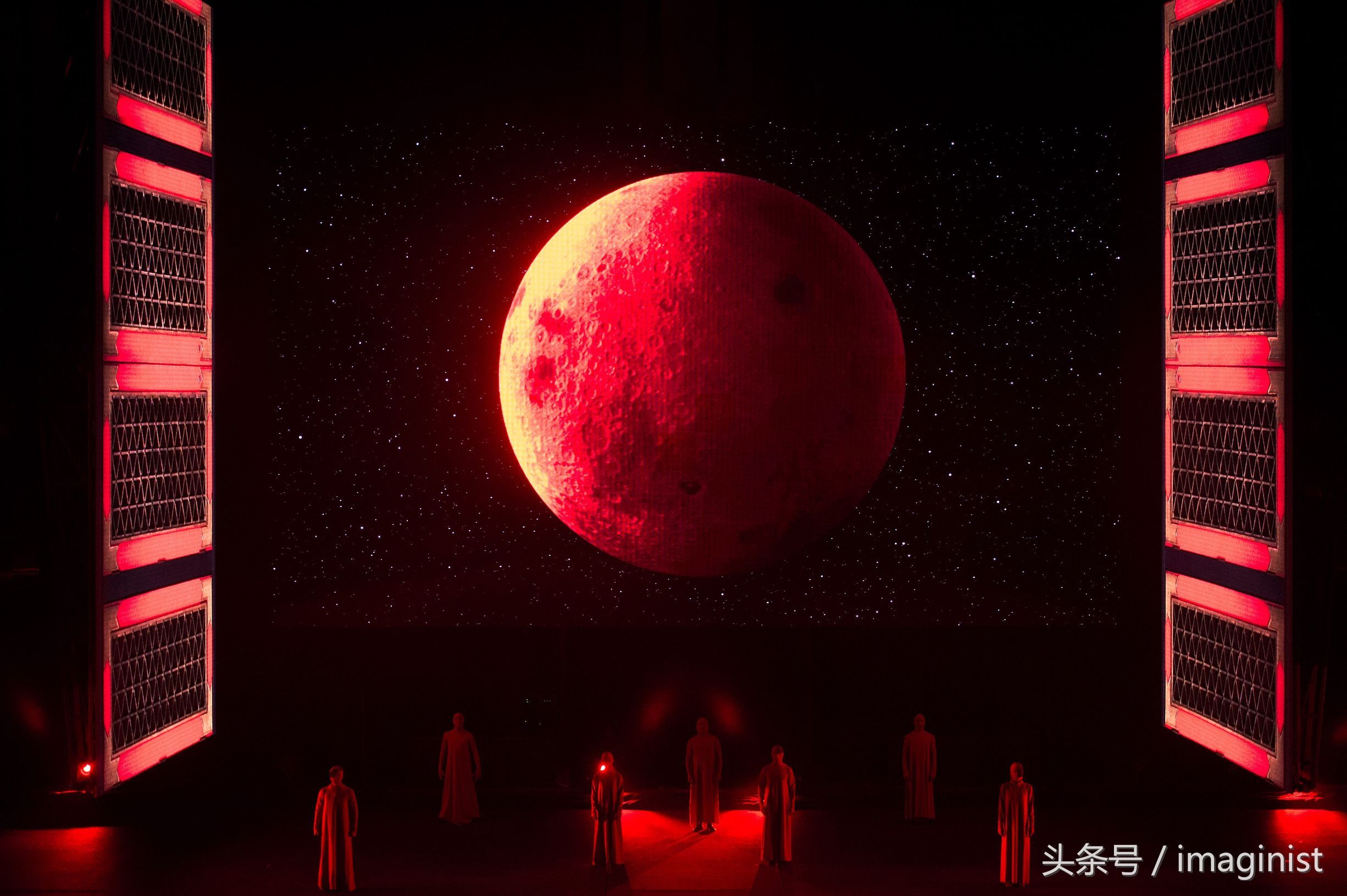 姚明武汉助阵篮球世界杯吉祥物发布式 现场与