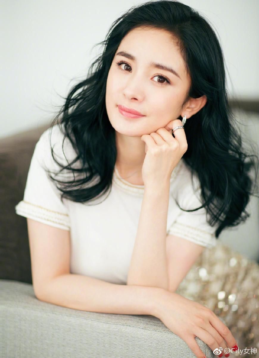 杨幂刘恺威破离婚谣言,二胎预产期在12月