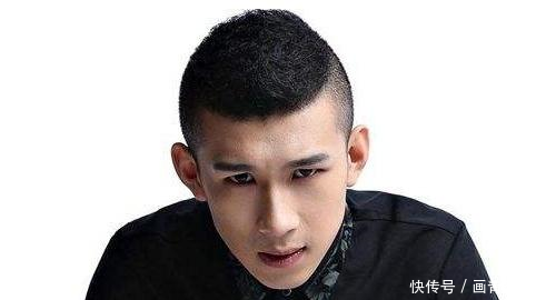 快手主播仙洋与巴扎黑酒店混战 刀枪棍棒见血