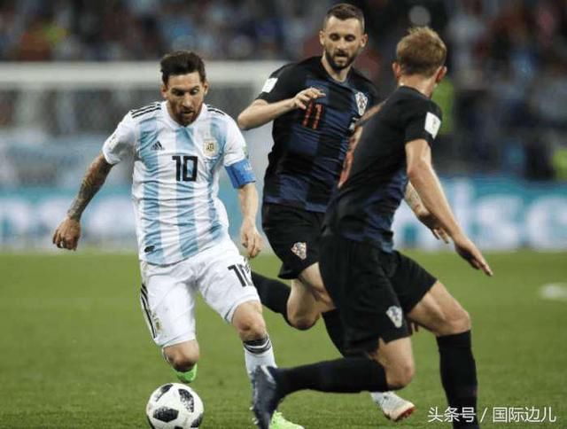 阿根廷惨败克罗地亚,赛后场外多次爆发冲突,悲