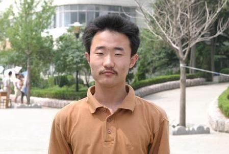 中国高考第一人!750分他考了749分,现在过得怎