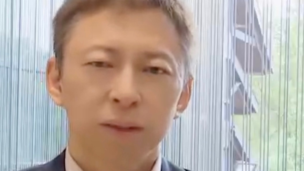 搜狐创始人张朝阳谈互联网未来发展：人无论什么时候都要奋斗，要折腾
