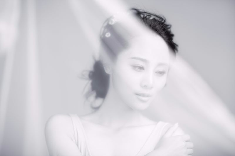 电影《江湖赌霸》在横店开机,龙馨悦挑占新角