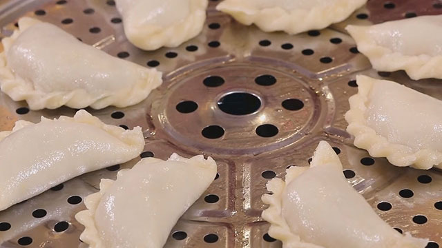 蒸而炸 饺子原来还能这样做