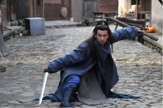 《战狼3》剧本提交初审,吴京只导演不参演,男