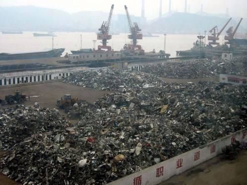 中国停止进口洋垃圾,许多国家都坐不住了,美国