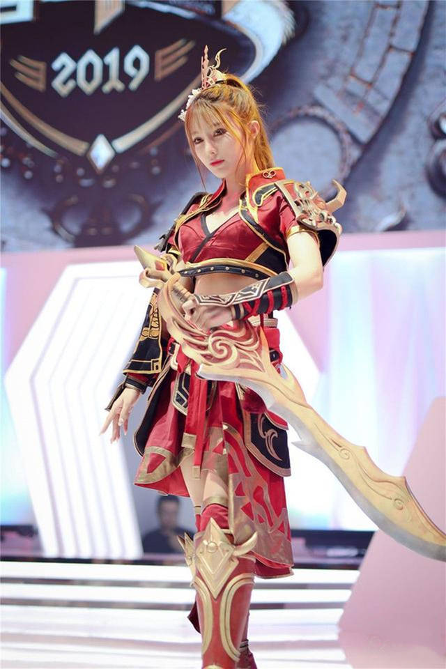 谁是2019ChinaJoy最美的ShowGirl？BOYATV带你靓丽大盘点！(图1)