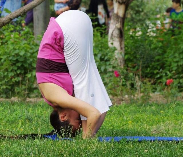 经络不通,百病生!教你一招打通全身经脉,瑜伽也