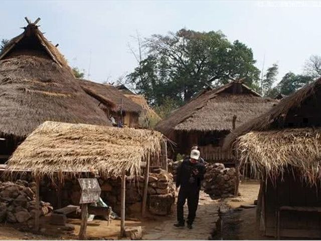 非洲人旅游到中国大喊:中国太热了,难道非洲没