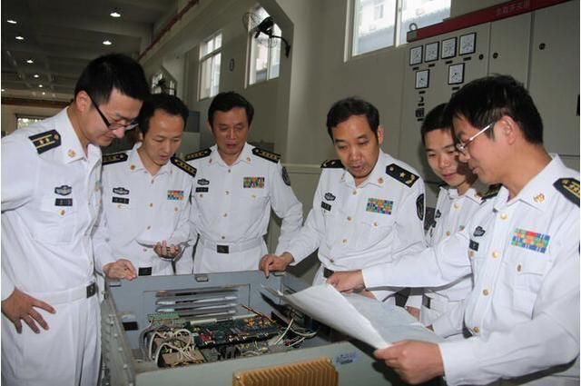 马伟明院士在央视"2016年度科技盛典"节目中坦言:中国电磁炮发射技术