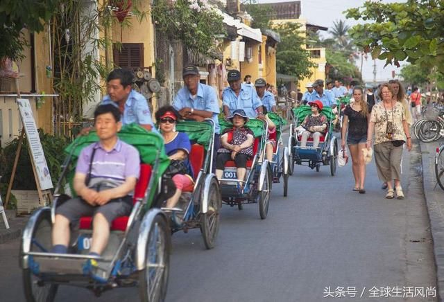 越南咖啡店拒绝接待中国人,中国女游客被店员