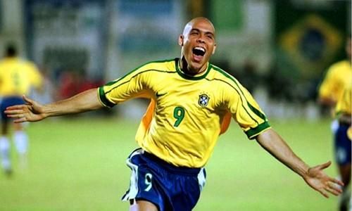 罗纳尔多走进上海校园 为世界杯率先预热