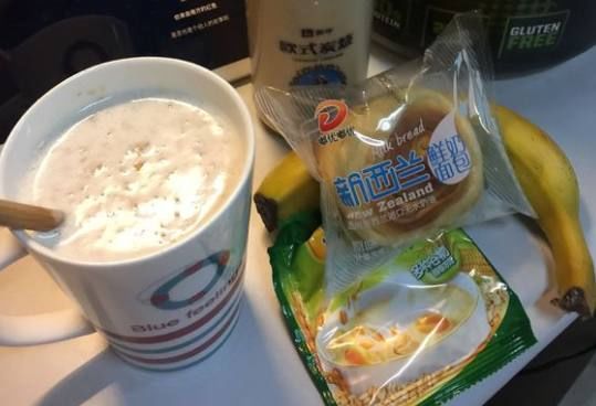 小伙瞎练三个月,吃一个月增肌粉,体重增长20斤