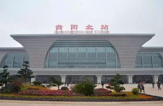 最新!昆明至重庆成都高铁票价、站点、车次全