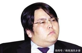 22岁成山西首富,曾用200辆婚车娶女明星,现败