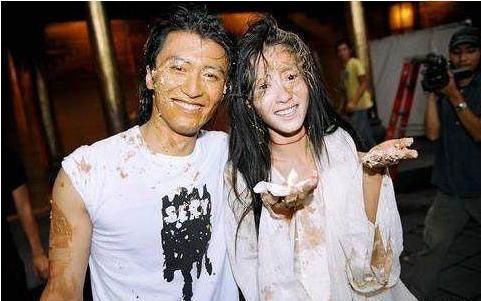 谢霆锋和张柏芝刚在一起时被命理师说在一起会