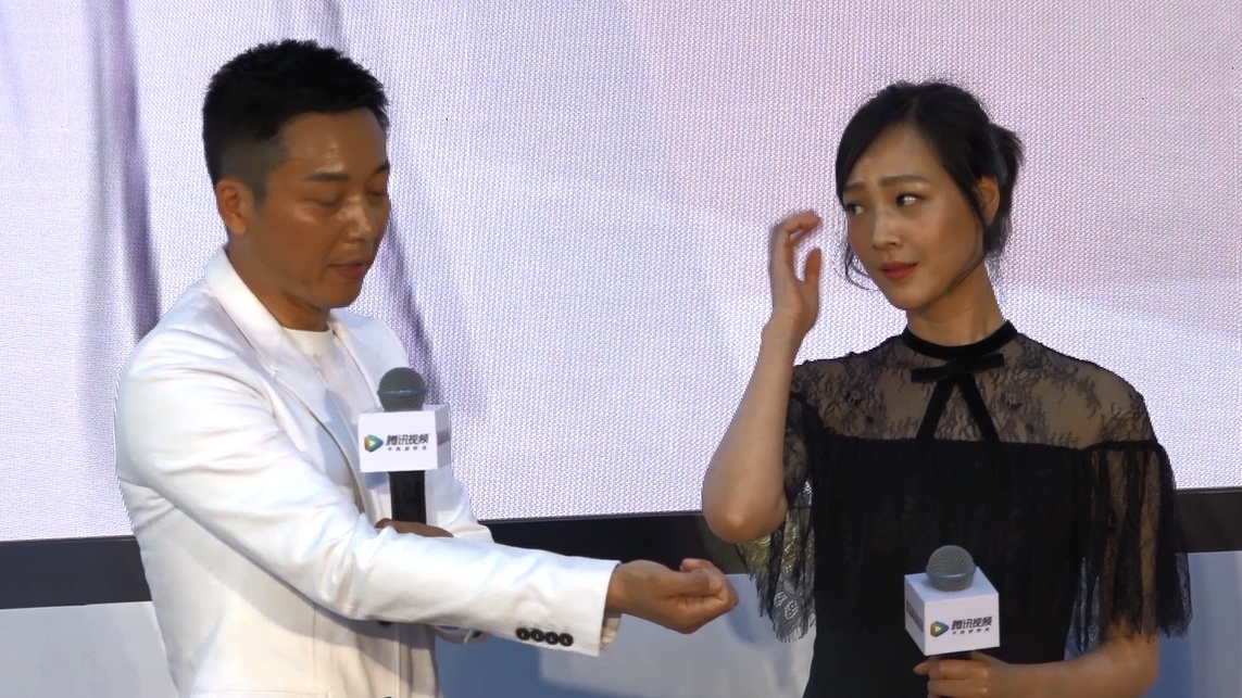 刘奕君因晕血敬佩医生 何杜鹃追男神有独门秘诀 刘奕君因晕血敬佩医生 何杜鹃追男神有独门秘诀