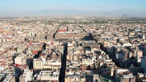 使用西班牙语的国家,GDP弱得只有1万亿,但是