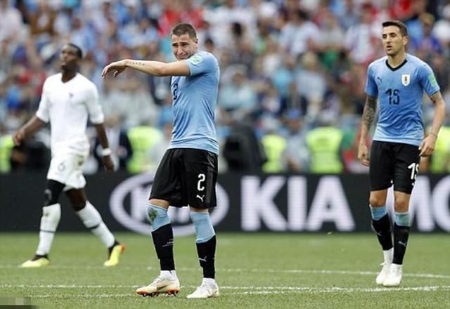 格列兹曼发威,带刀后卫闪光,法国队打哭乌拉圭