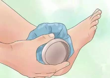 崴脚后的处理方法很多人都做错了,处理不当可