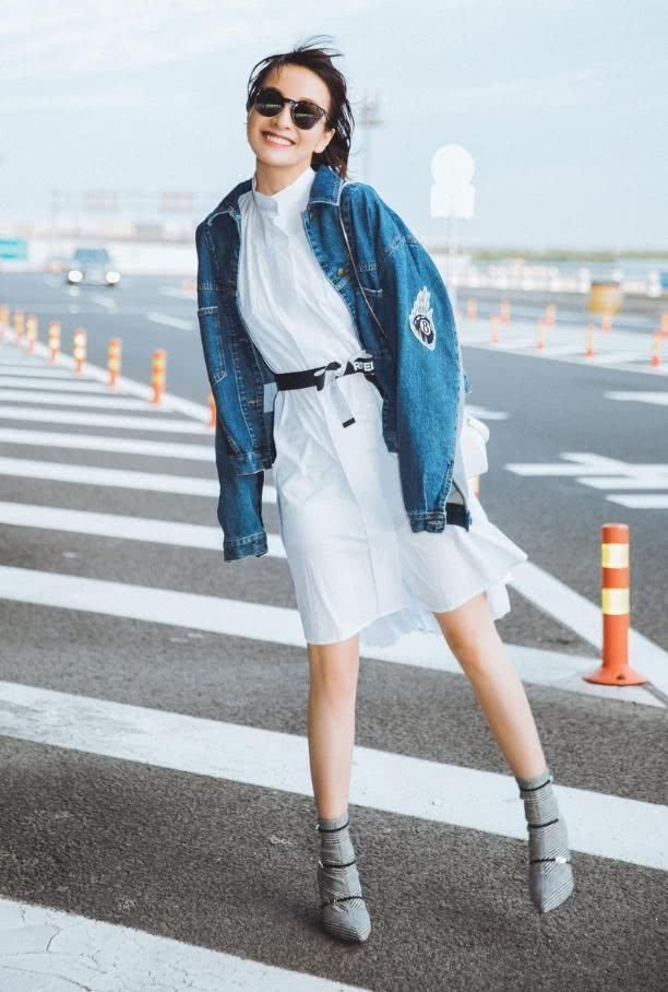 吴昕踩雷了,高跟鞋被穿成两只尖头袜,白瞎了