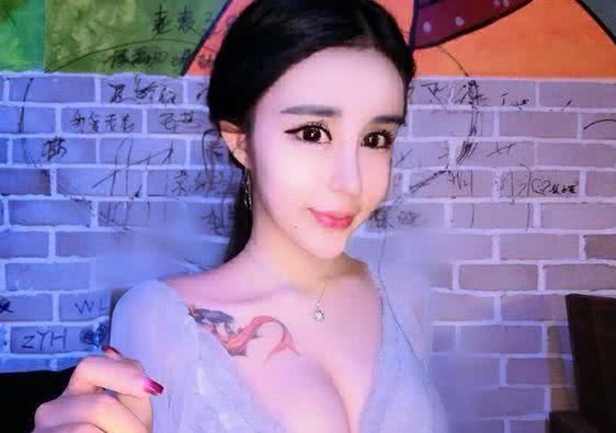 韩国整容脸VS国人整容脸,一个自然一个蛇精脸