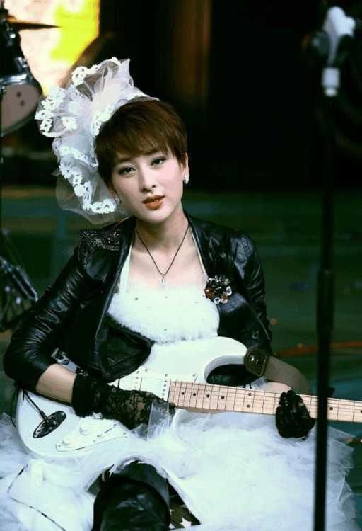 马苏首次承认悔不该撒谎,三句话52个字,李小璐