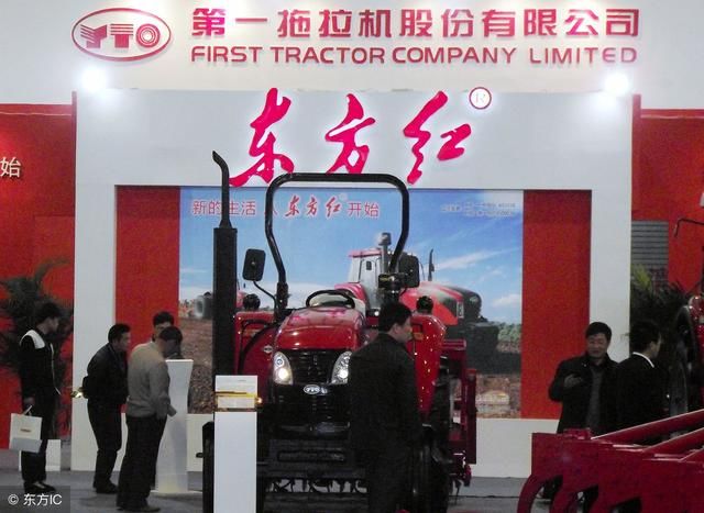 上手了一台900拖拉机,能把机罩干成这样,他得