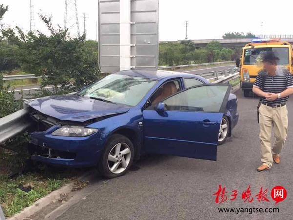 高考前女儿失联 父亲找女儿赶高速出车祸 高考前女儿失联 父亲找女儿赶高速出车祸
